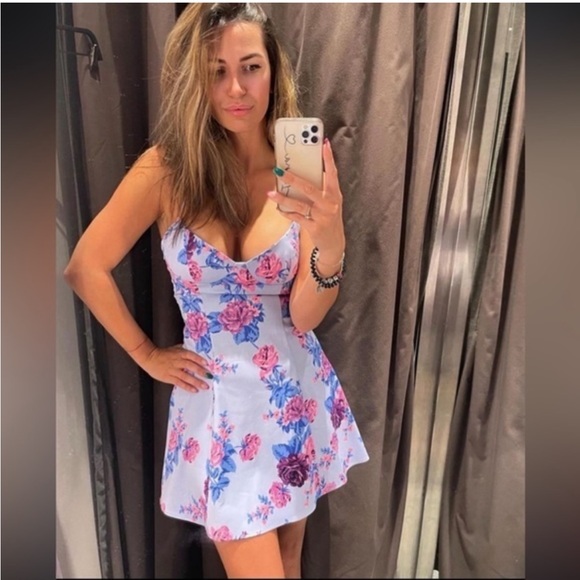 Zara Dresses & Skirts - Zara Floral Print Mini Dress